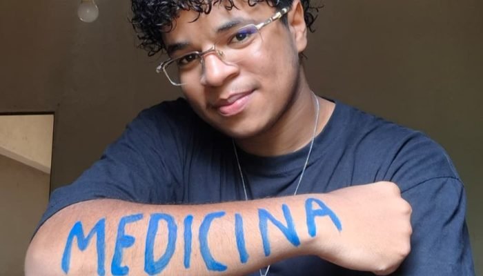 Harison Barbosa, ex-monitor de Matemática aprovado em Medicina (Foto: Ascom Seduc)