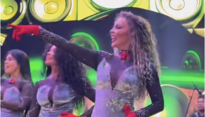 Screenshot_2025-11-01-23-41-58-693_com.miui.mediaviewer